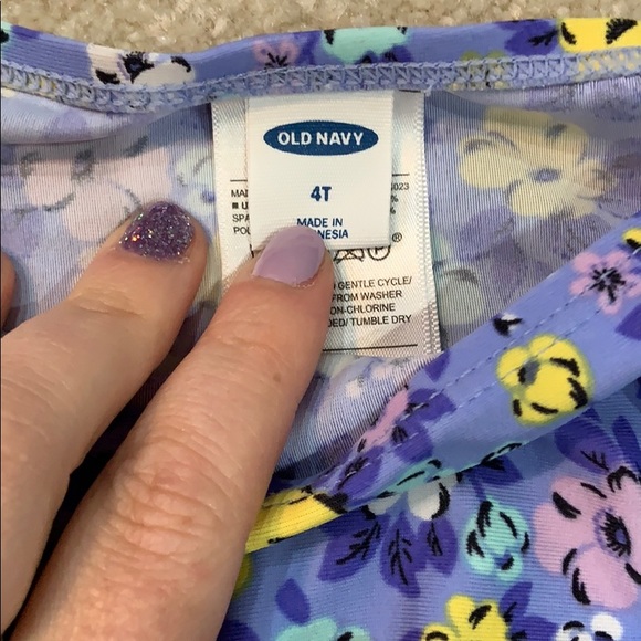 Bikini - Picture 2 of 2